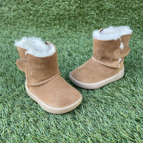UGG Baby uggs Keelan Booties Chestnut Brown Suede Infant Shoes Size 0-6 Months - Picture 5 of 12
